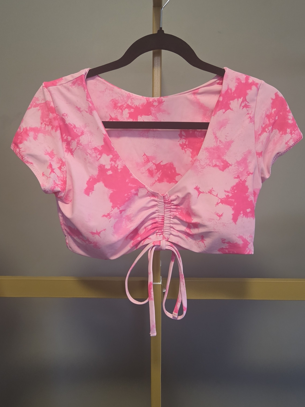Zaful Tie-Dye Pink Ruched Front Crop Top